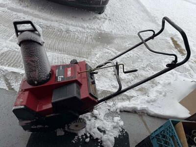 Toro CCR 3000 Electric Start Snowblower