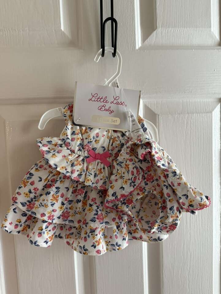 New Little Lass Baby 3 Piece 3/6 Month