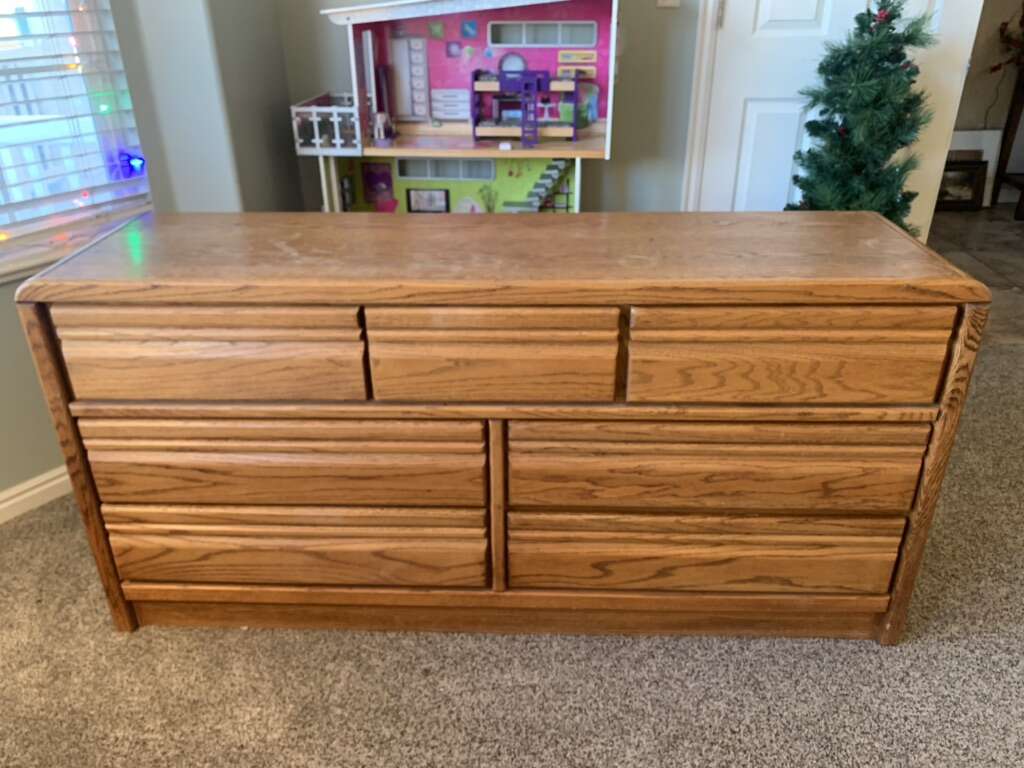 Dresser Furniture