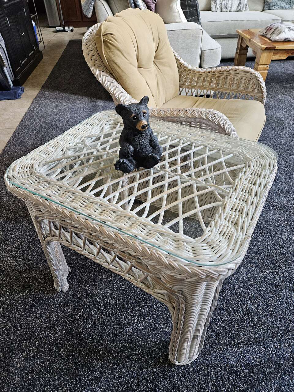 Vintage Henry Link Wicker Patio Chair and Side Table Set