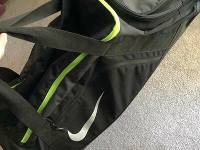 Nike Logo Super Large Roller Sports Duffel Blk/Grn