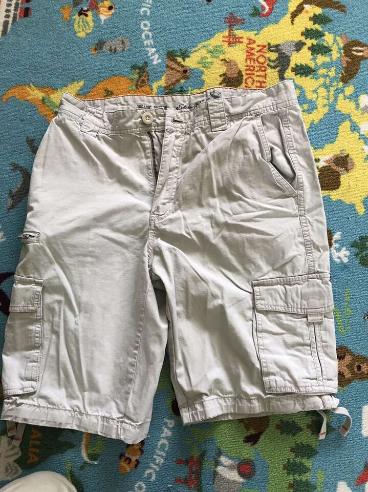 7 Pair Mens Shorts-Sz 32to36 Famous Brands-$ave $$
