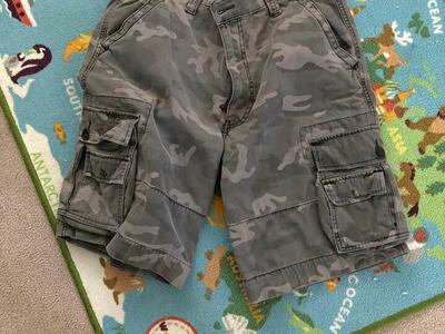 Levis Camouflage Cargo-Action Oriented-34” $ave!