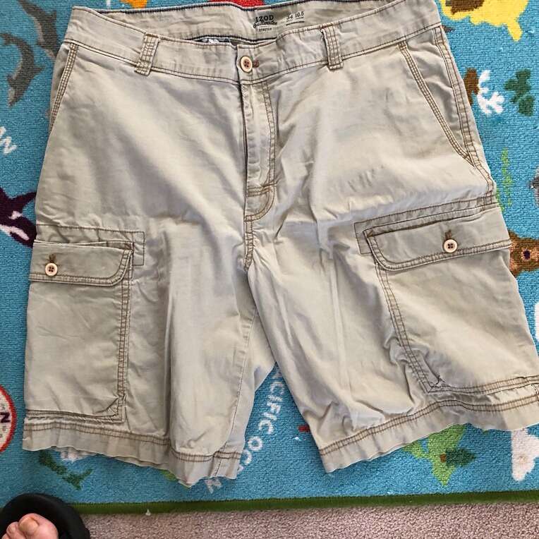 Izod Saltwater Stretch-Action Oriented-34” $ave!