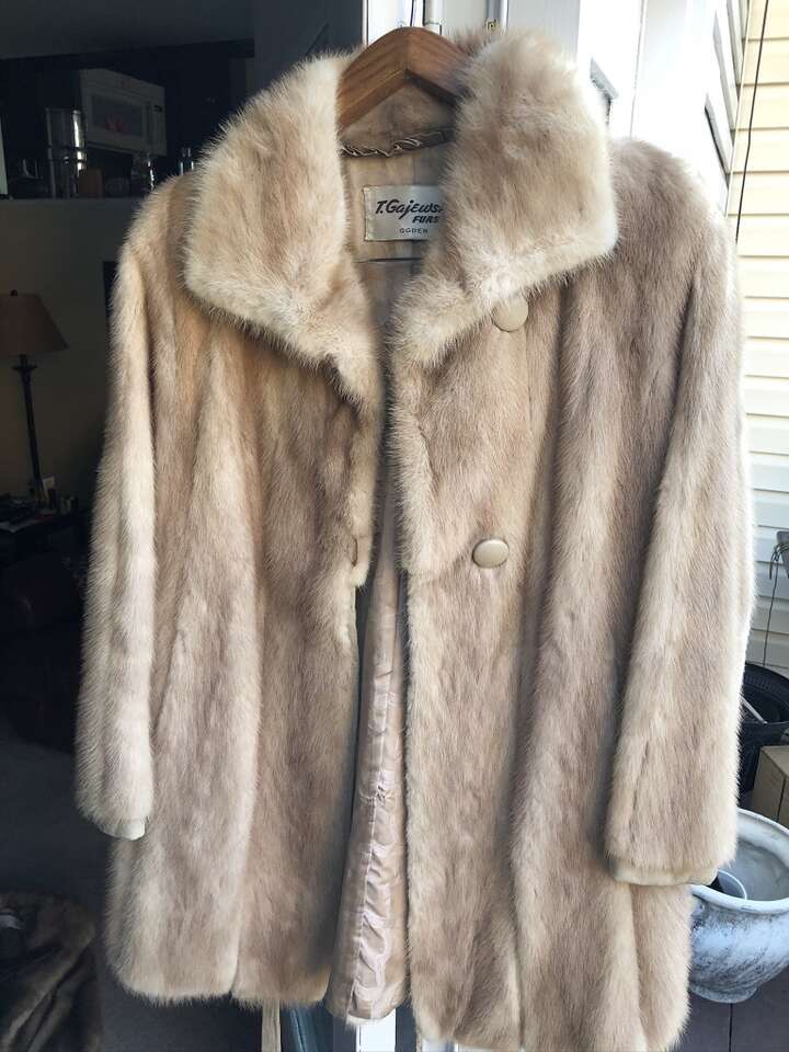 Vintage Mink Coat/Size Small to Medium