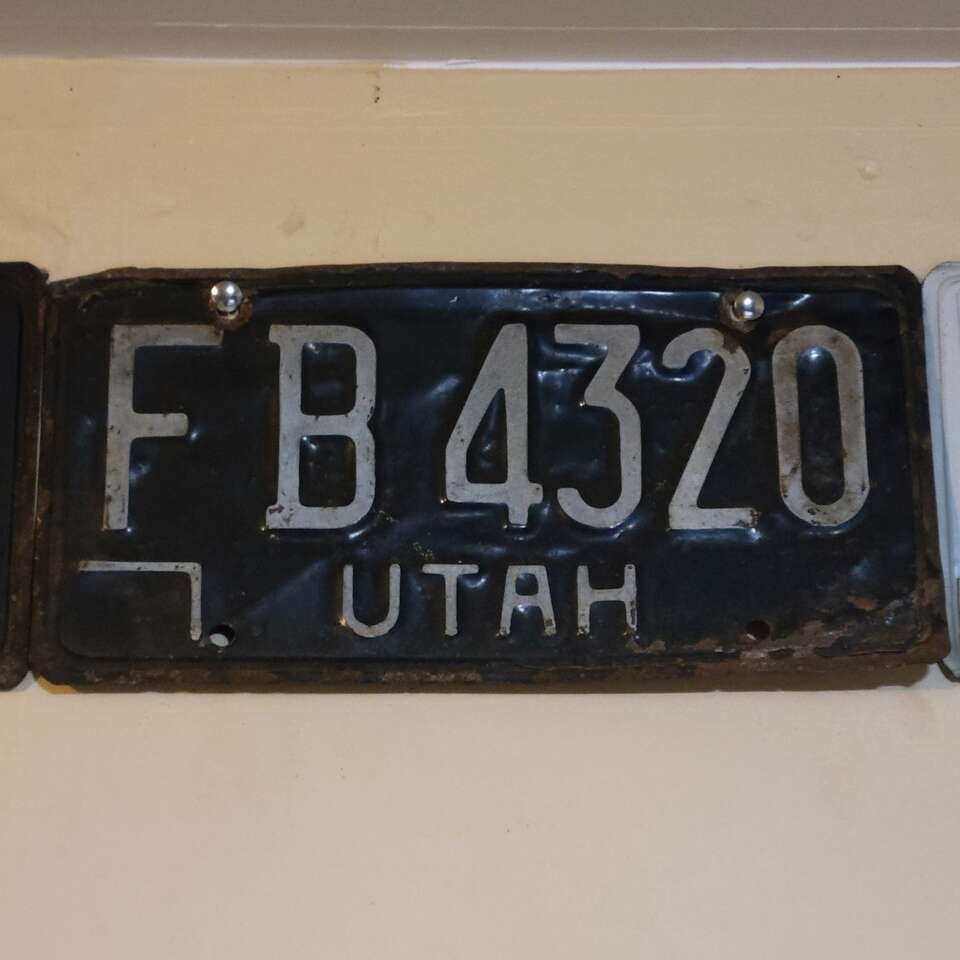 black utah plate, Antique
