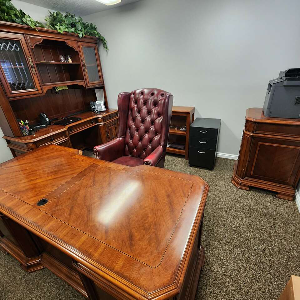 Executive Office Desk and Furniture Furniture