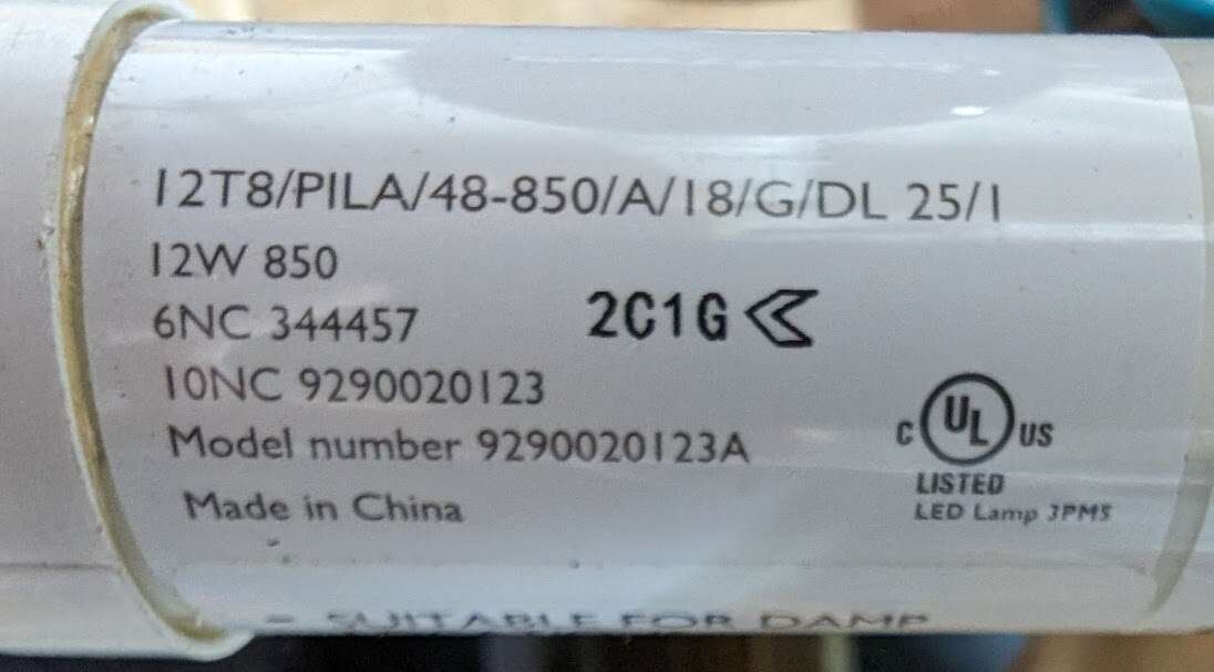 Bulk Philips 344457 T8 48 inch Electronic Ballast Compatible 12W T8 LED 5000K Daylight 1800 Lumen **Less Than 1/2 Price**