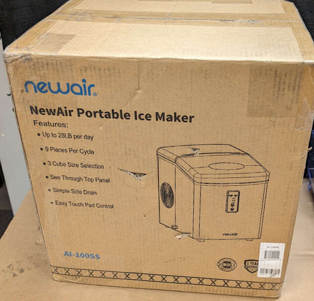 Newair Countertop Ice Maker, 28 lbs. of Ice a Day, 3 Ice Sizes, BPA-Free Parts **Almost Than 1/2 Price**