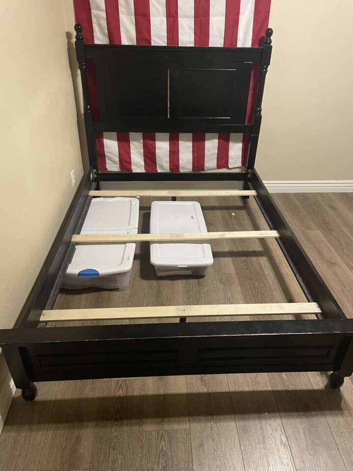 Full Bed Frame, Box Spring and Mattre… Furniture
