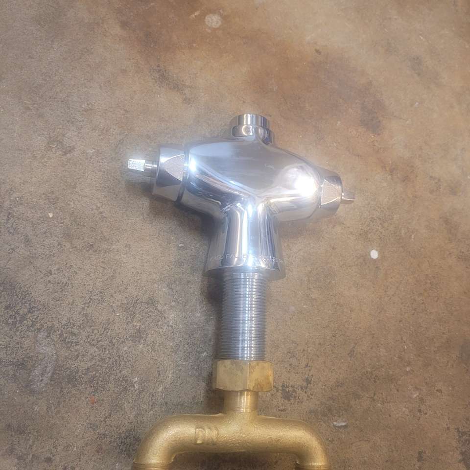 New Chicago faucet valve set