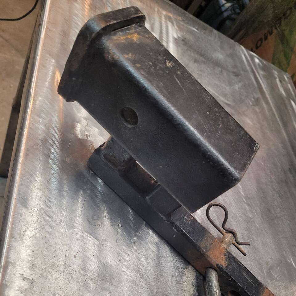 2" hitch adapter X 1.25