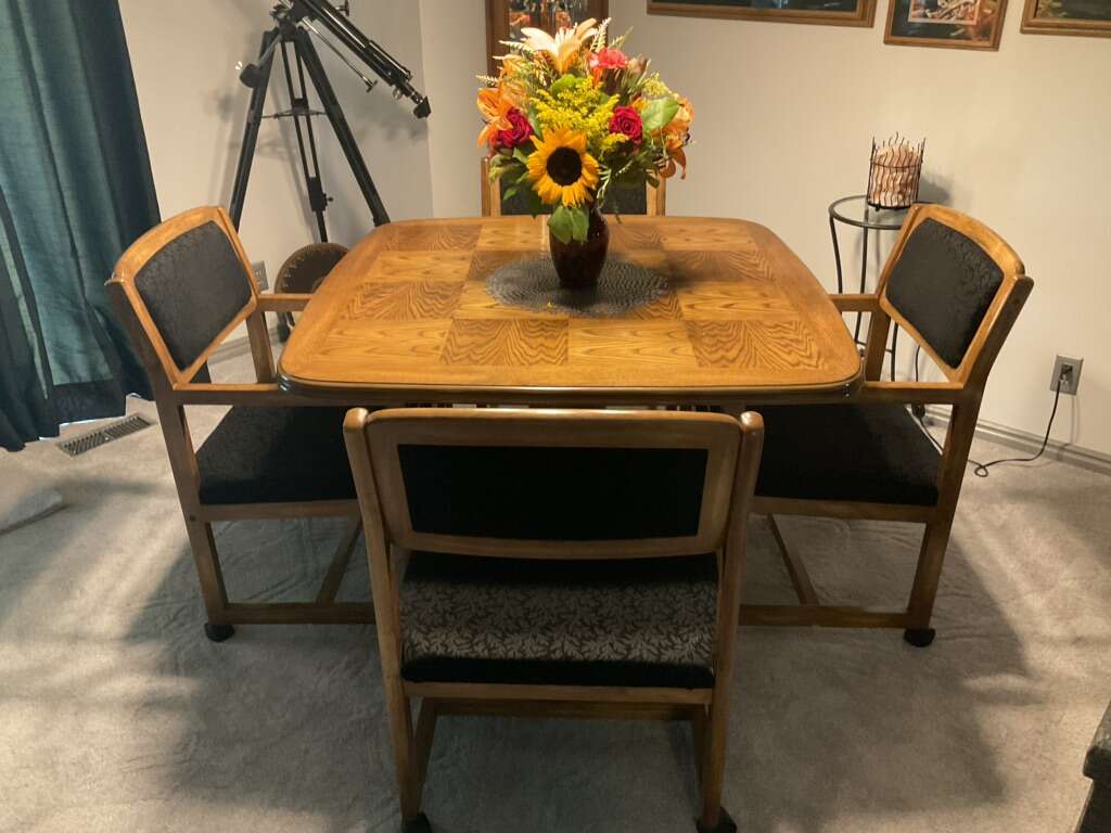 Oak Dining Set W/ chairs Furniture