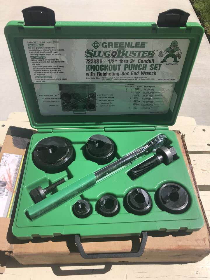 Electrical Slug Buster Tool Knockout Punch Set