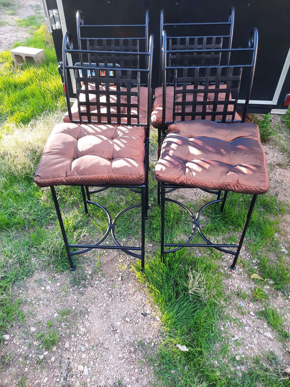 Wrought iron chairs set of 4