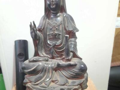 kwan yin figure