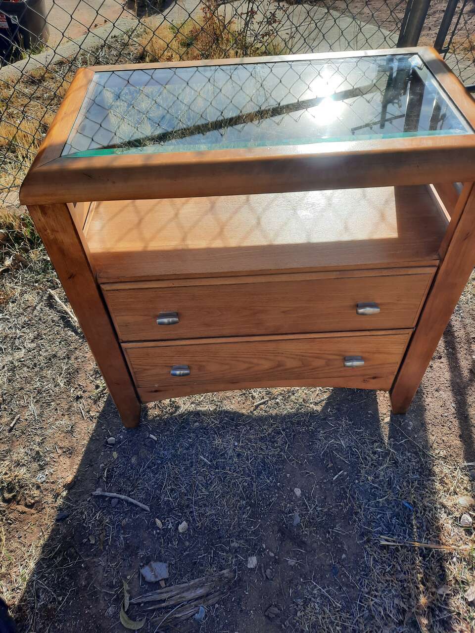 side table with glass top an drawers