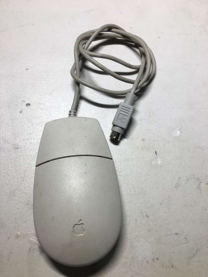 Apple Desktop Bus Mouse II ADB Vintage and some various cables mac Macintosh