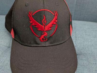 Pokemon go red team hat