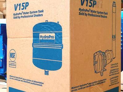 NEW Goulds V15P Pressure Tank.