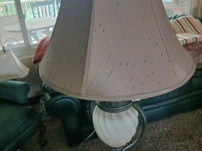 Table top lamp see pic