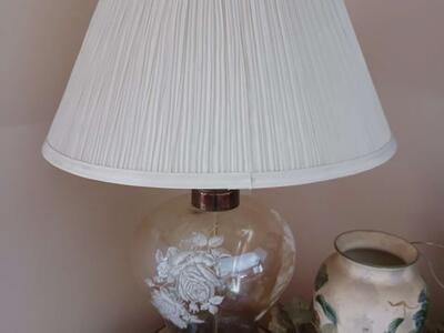 Glass table top lamp