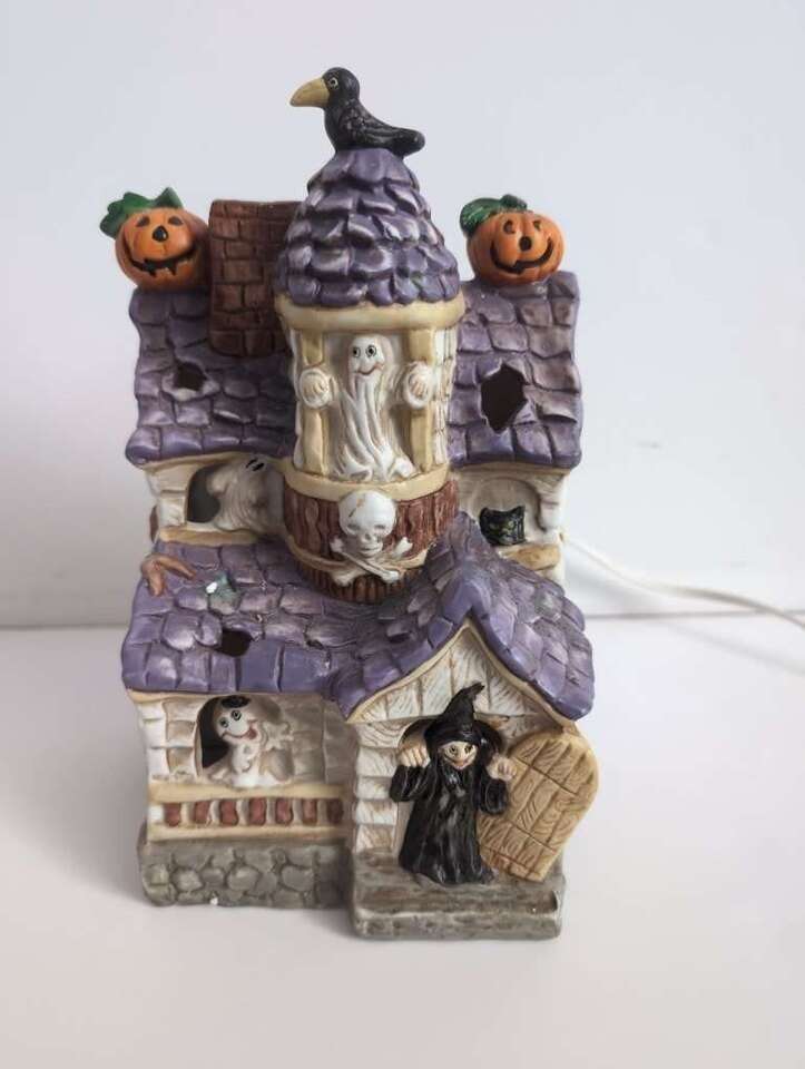 Fun Halloween Haunted Light Up House with Box!