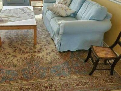 Fine Persian Kirman style carpet