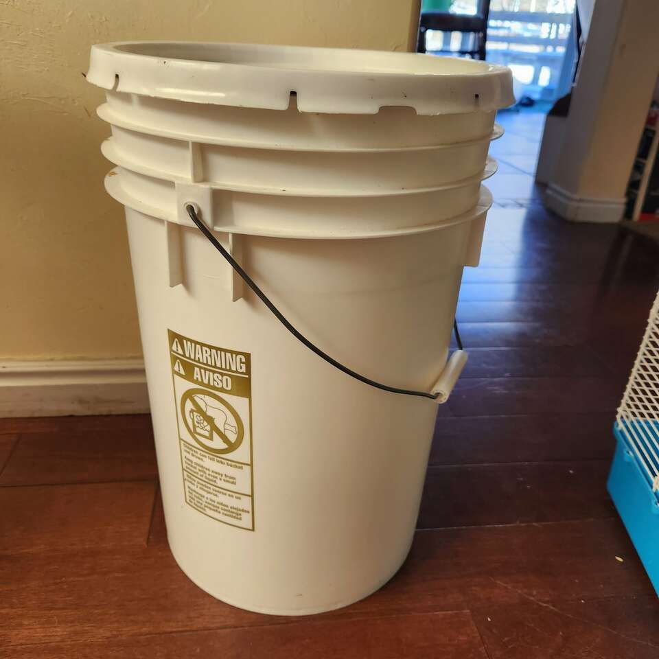 Food grade buckets
