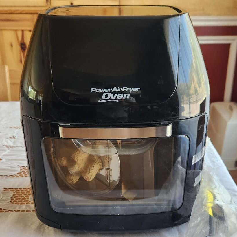 Brand new unopened, unused 7 in 1  cooker