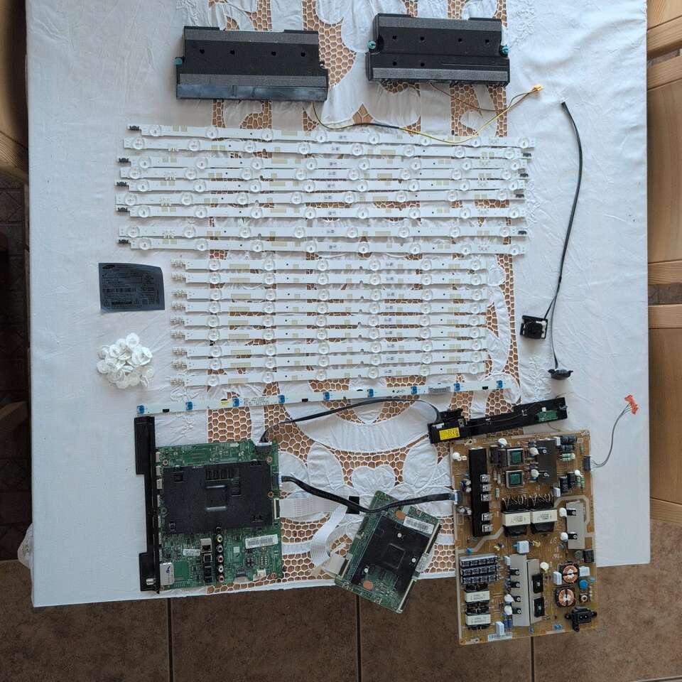 All parts from a Samsung 55" 4K UHD smart TV