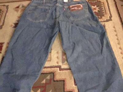 Levi Strauss Comfort Fit,size Is 42/30