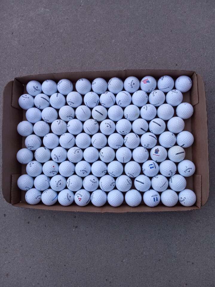 50  EXCELLENT  CONDITION  CALLAWAY  SUPERSOFT USED GOLF BALLS.