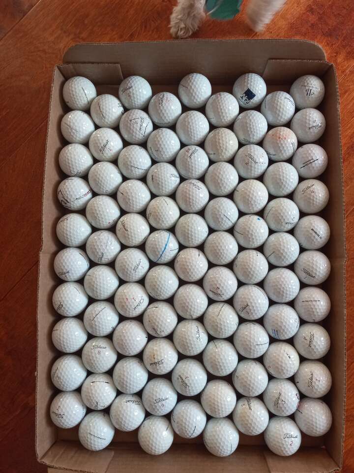 20  EXCELLENT CONDITION TITLEIST  PRO V1X  OR  PRO V1 USED GOLF BALLS