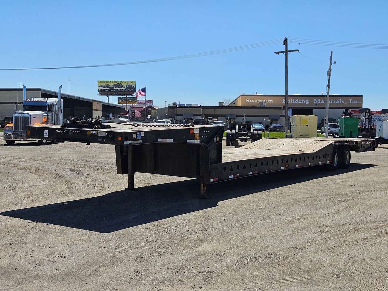 2004 Trail King TK70HT-502 Double Drop Trailer