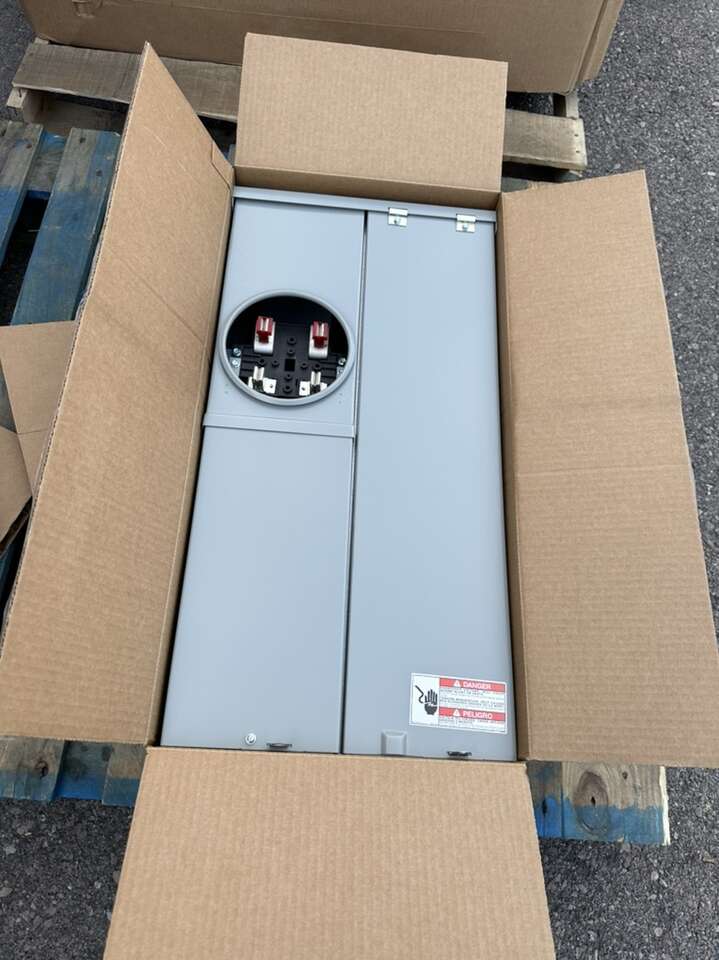 NEW EATON OUTDOOR METER BREAKER 200A Type Br Mount