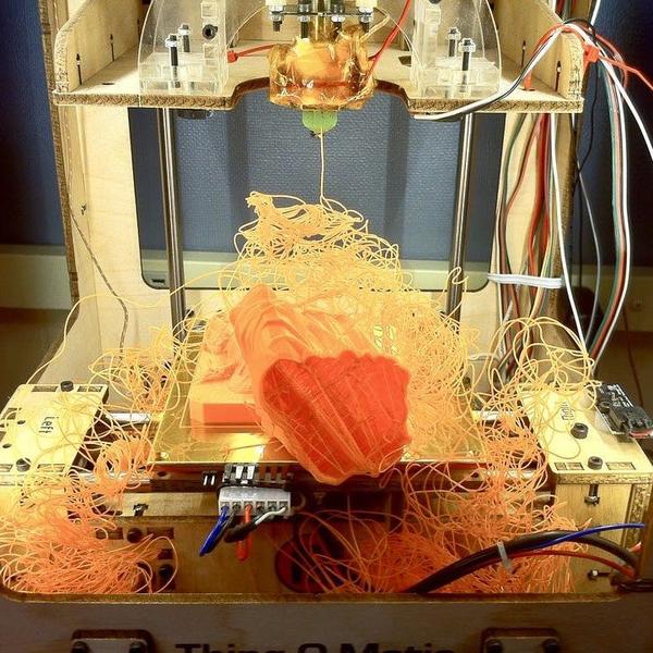 I'm looking for broken and free 3D printers