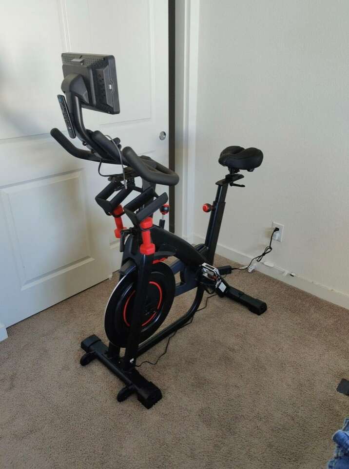 bowflex c7 indoor cycling bike