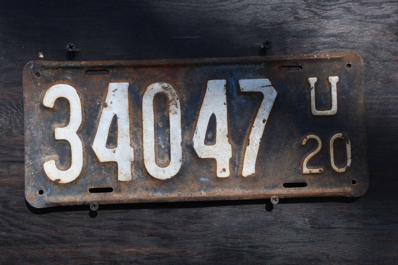 1920 Utah License  - Original -102 years old.
