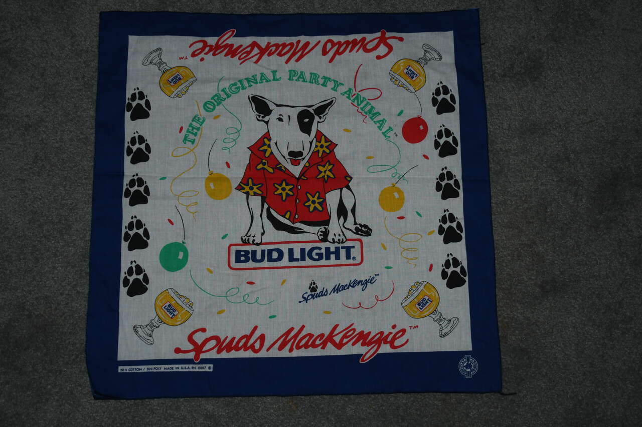 VINTAGE SPUDS MACKENZIE BANDANA ~ 21 in x 21 in ~ BEER ~ CLEAN!