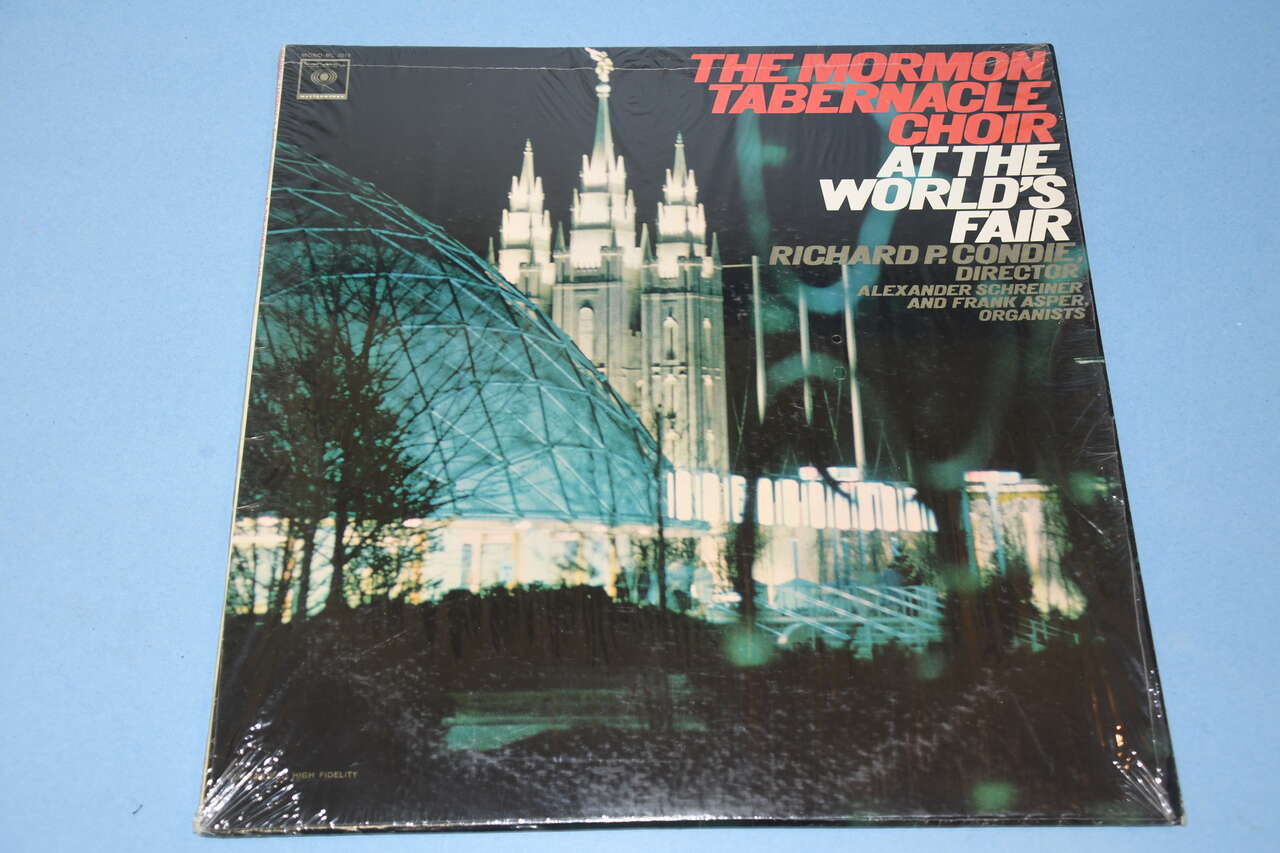 VINTAGE 1964 THE MORMON TABERNACLE CHOIR AT THE WORLDS FAIR VINYL RECORD ~ COVER IN PLASTIC