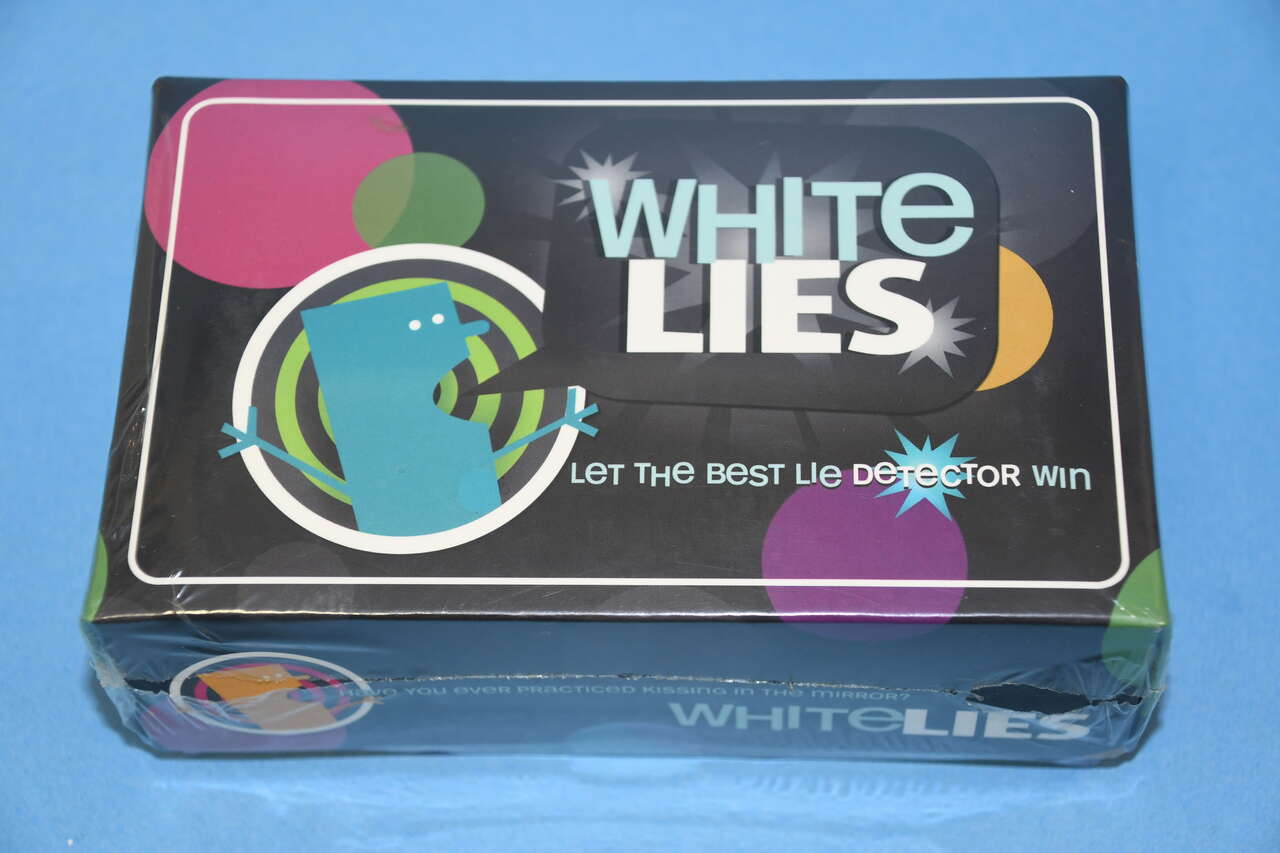 WHITE LIES PARTY GAME ~ NEW ~ SEALED!