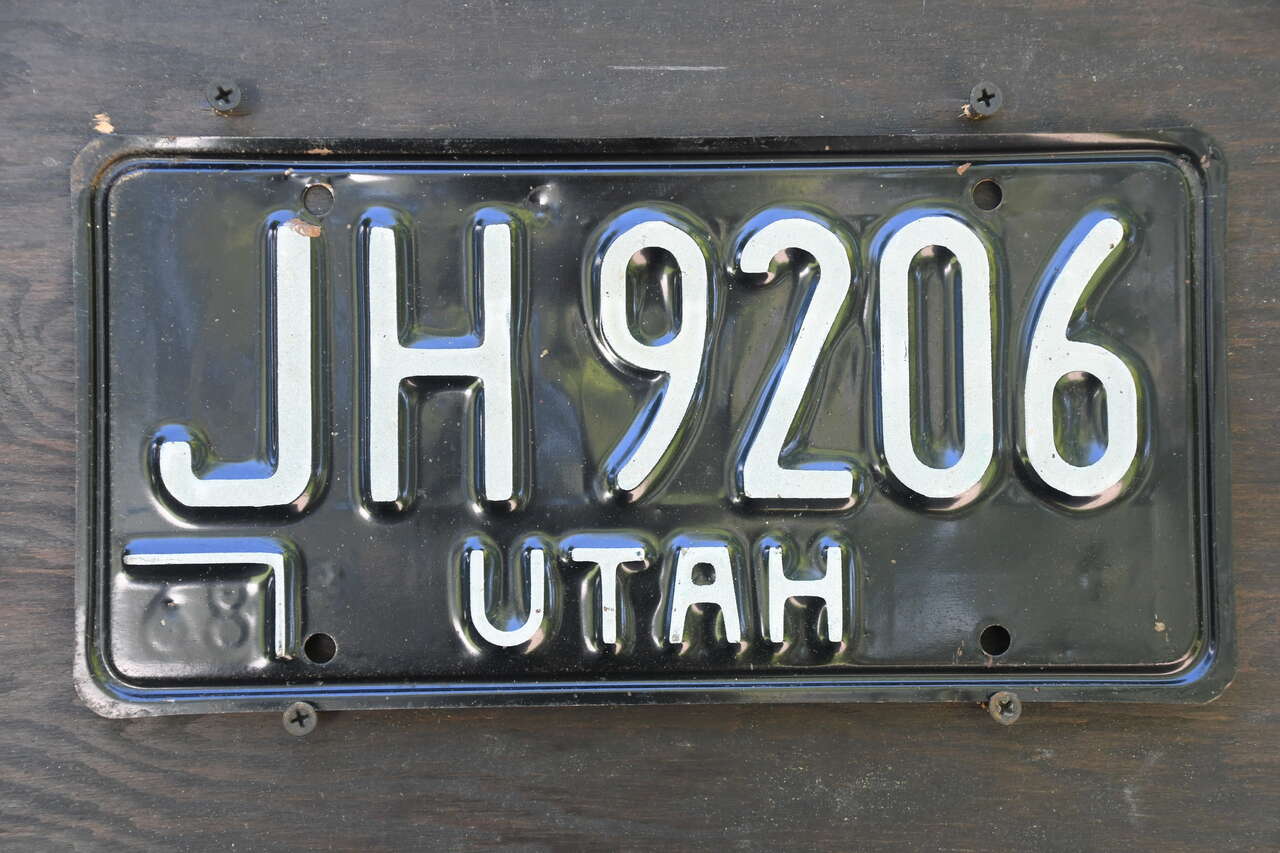 Utah 1968 single License Plate JH 9206