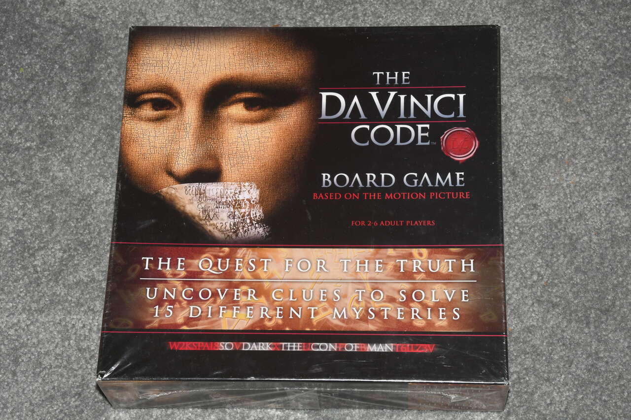 NEW, SEALED "THE DAVINCI CODE" BOARD GAME ~ 2 to 6 ADULT PLAYERS