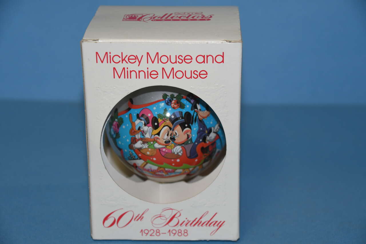 VINTAGE 1988 DISNEY MICKEY & MINNIE "WARM WINTER RIDE" CHRISTMAS ORNAMENT ~ 60th BIRTHDAY 1928-1988