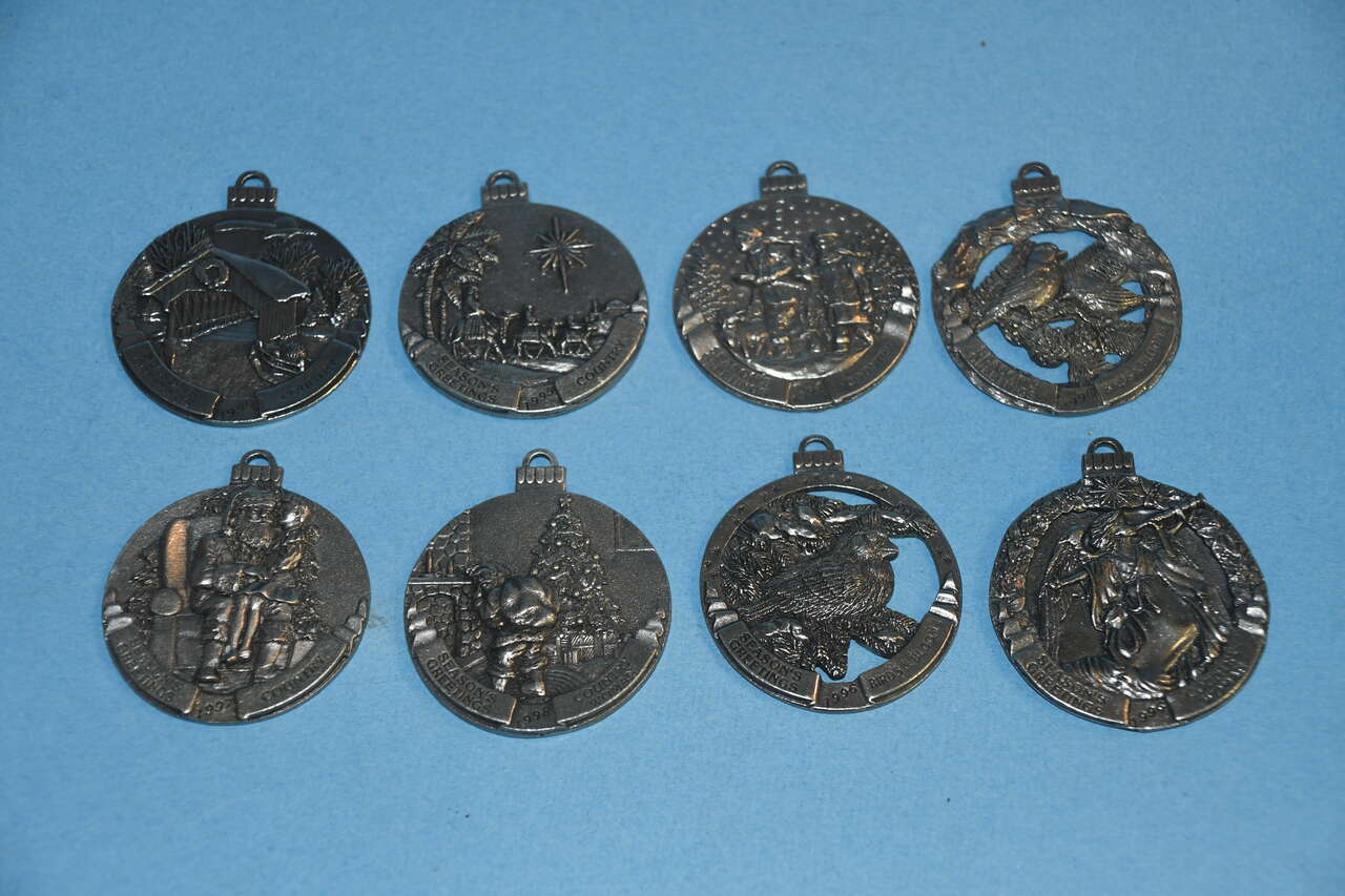 8 VINTAGE BIRDS & BLOOMS + COUNTRY PEWTER CHRISTMAS ORNAMENTS ~ 1990's ~ CLEAN!