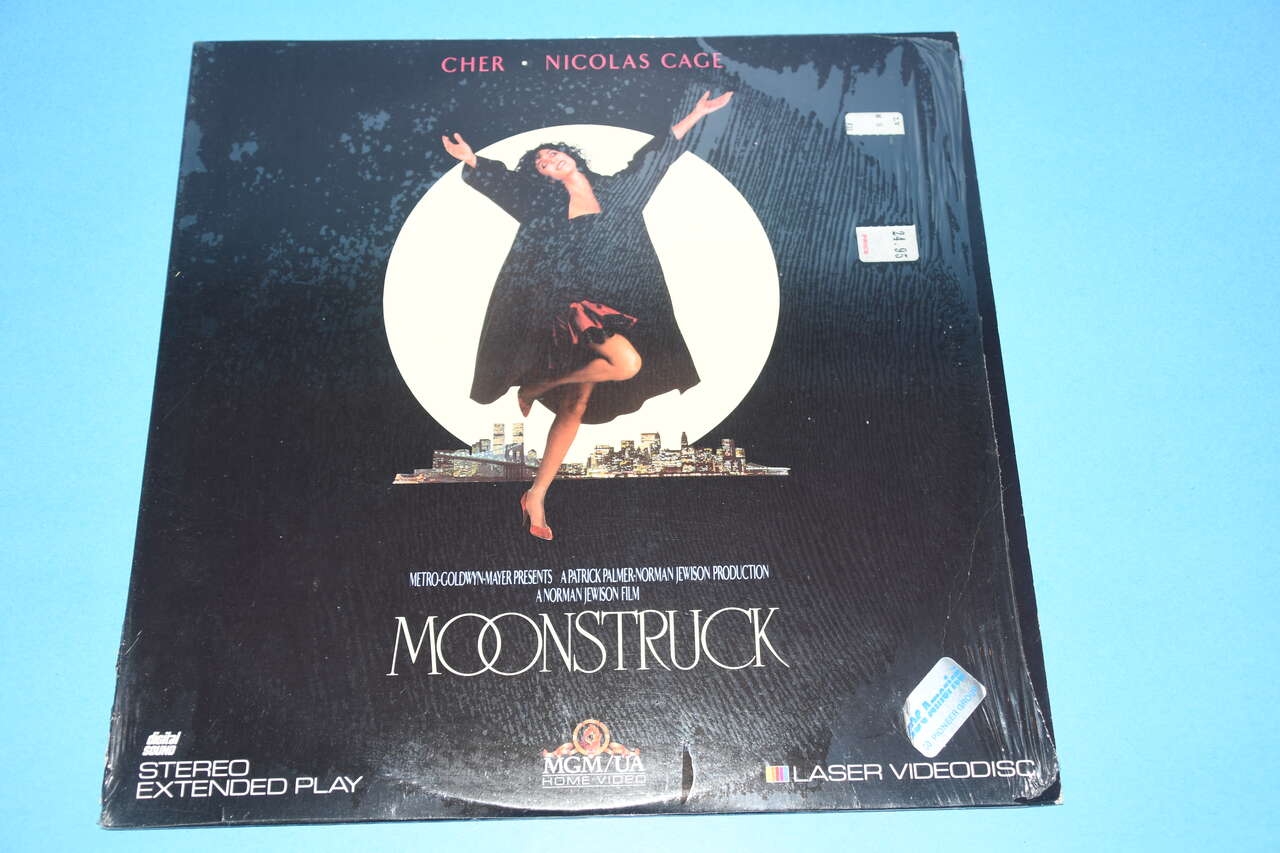 VINTAGE "MOONSTRUCK" LASER DISC ~ CHER & NICHOLAS CAGE