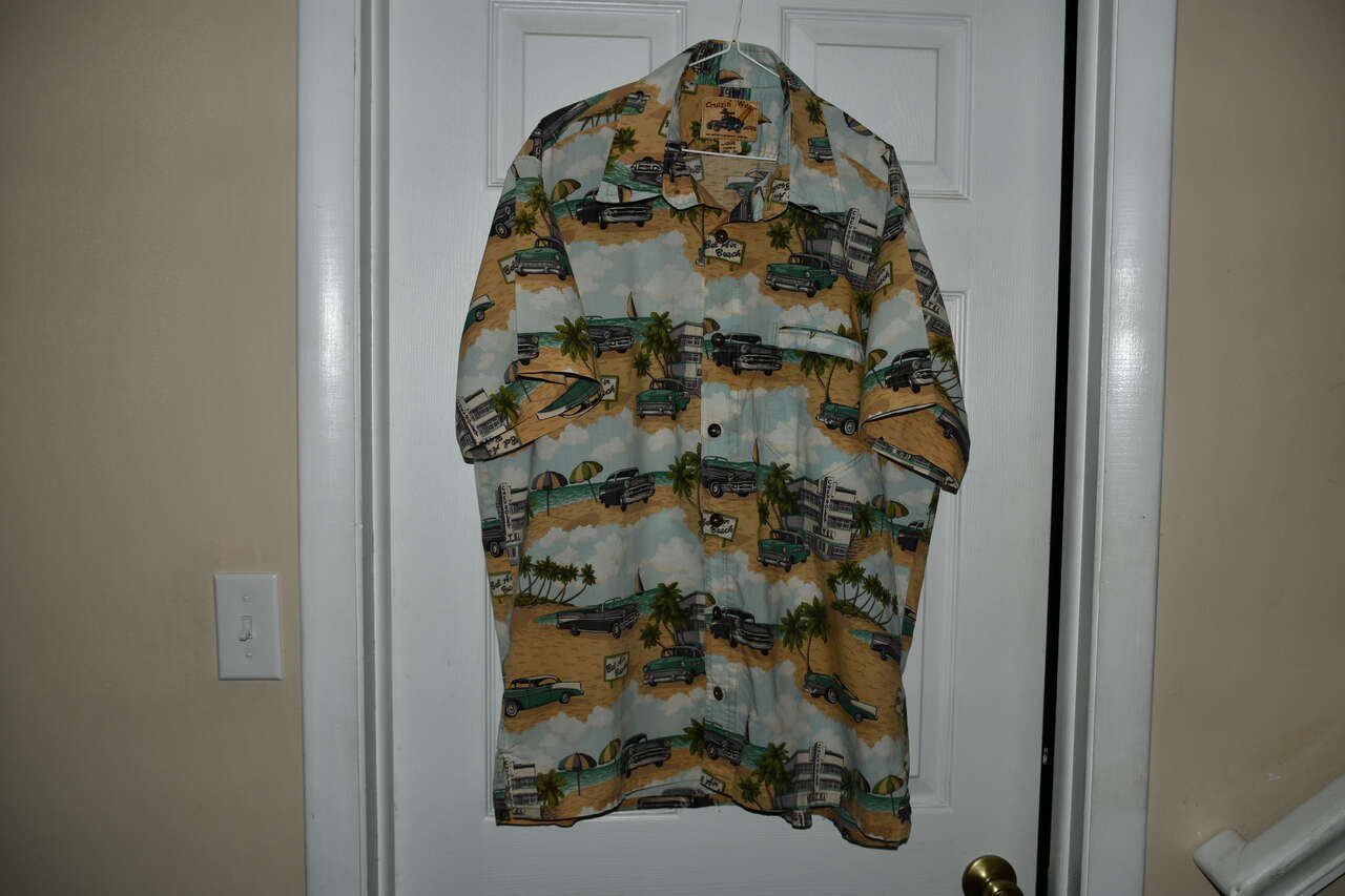 VINTAGE MEN'S "CRUZIN' WEAR" SHIRT ~ Size L ~ MADE IN UTAH ~ BEL AIR BEACH ~ CHEVY