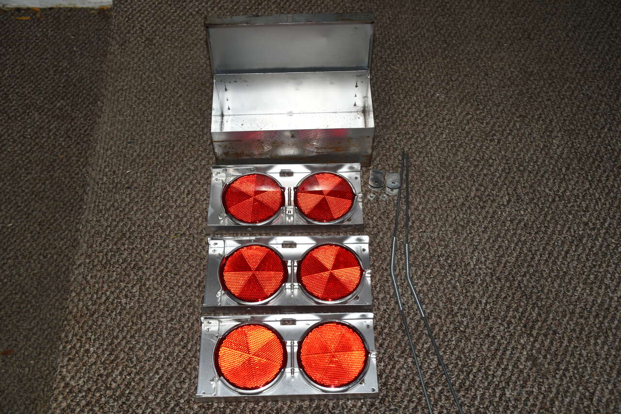 Vintage Stratolite Road Flare Reflector Set with original metal case
