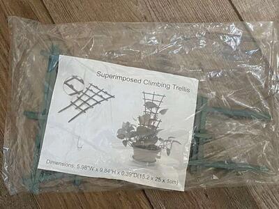 Superimposed Climbing Trellises for Potted Plants